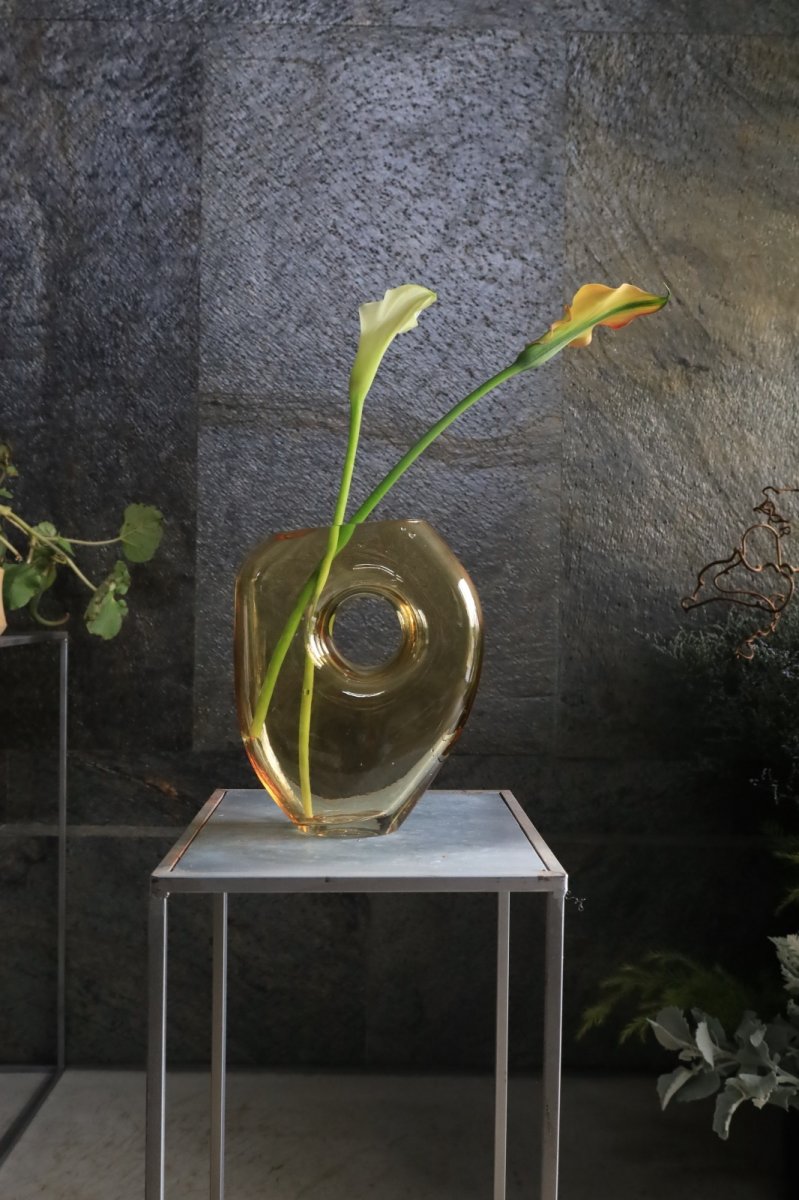 画像4: 意外と飾りやすい花瓶(イエロー) (4)