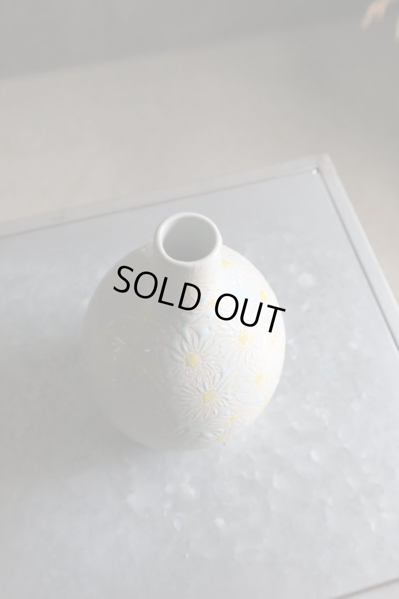 画像3: Small vase wtih daisies（薄水色） (3)