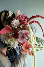 画像3: 大人可愛い！ニュアンスピンクの垂れるブーケ (3)