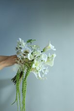 画像5: 白いカラーをたっぷり使った大人ブーケ (5)