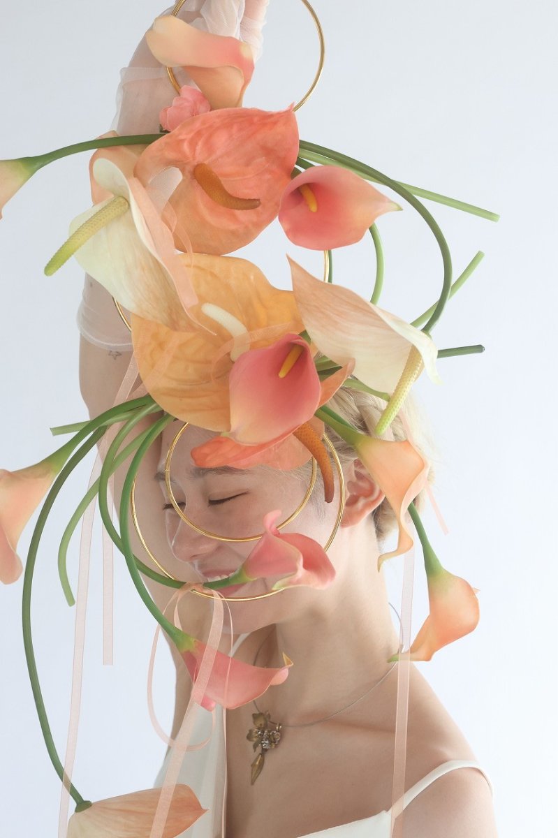 画像4: カラーとアンスリウムのリングブーケ (4)