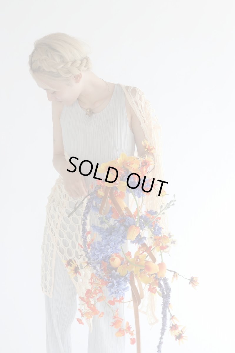 画像4: オレンジ×ブルーのくねくねリングブーケ (4)