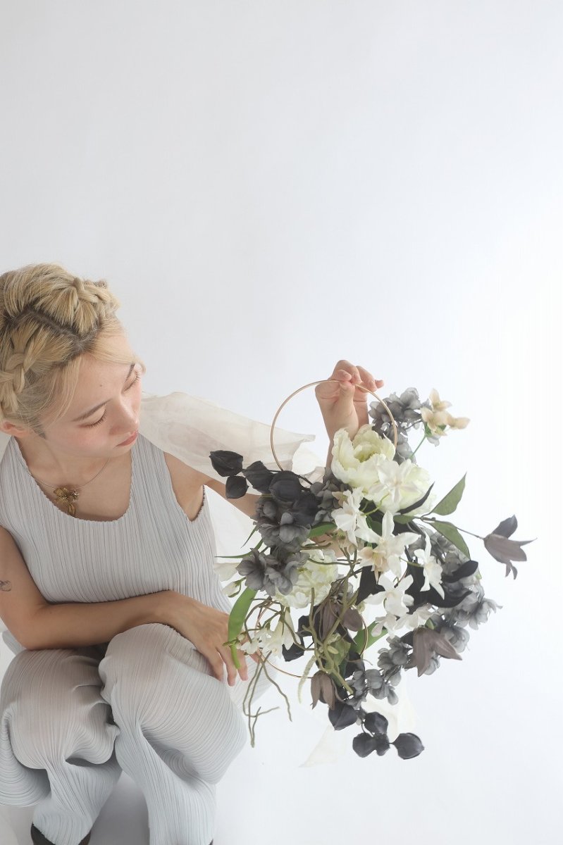 画像3: ホワイト×ブラック大人リングブーケ (3)