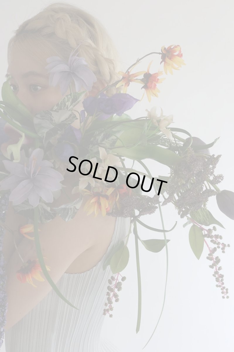 画像4: パープルブルーの個性派ブーケ (4)