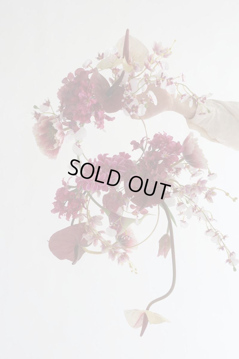 画像1: アンスリウムとオンシジュームの大人カラーのリングブーケ (1)