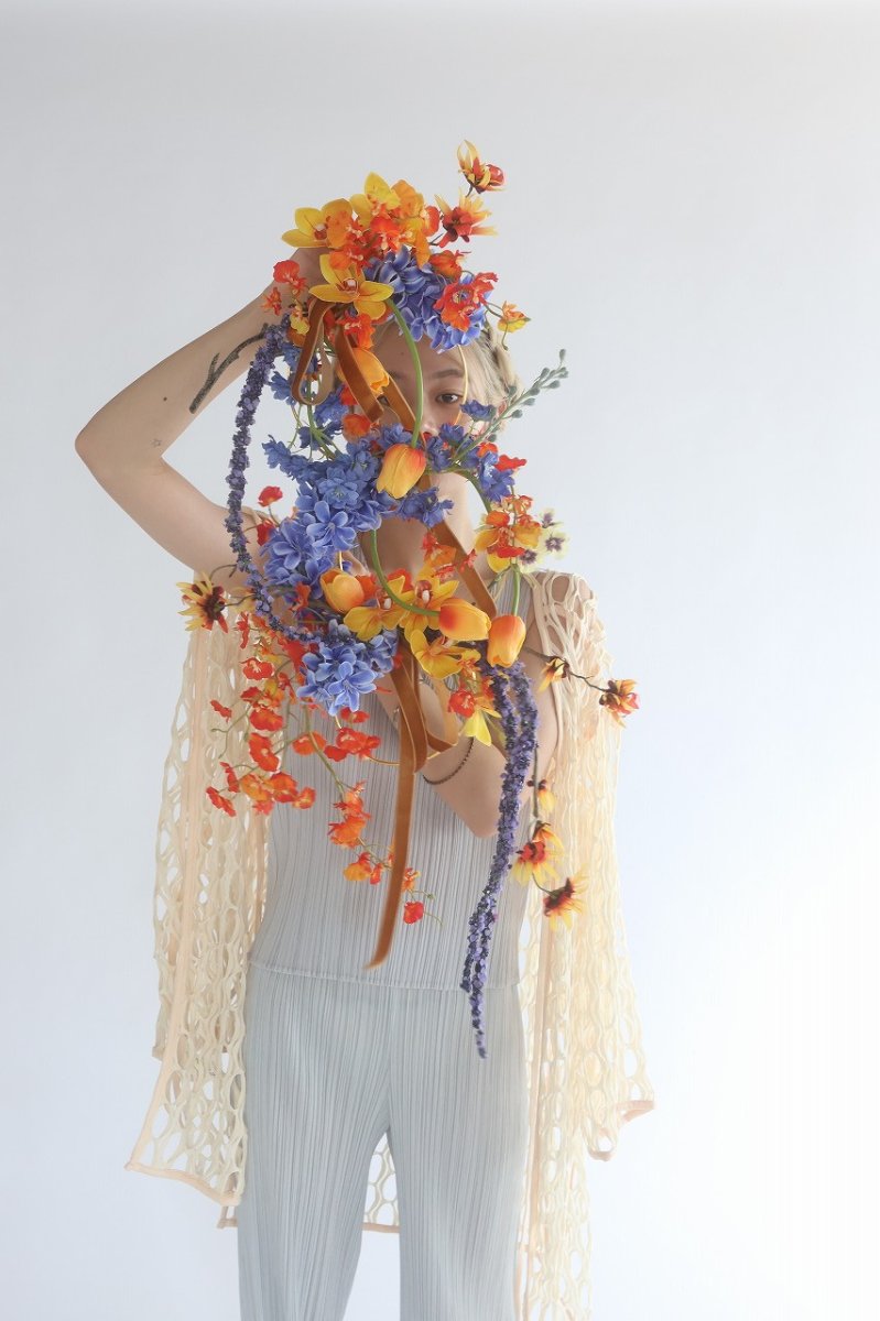 画像5: オレンジ×ブルーのくねくねリングブーケ (5)