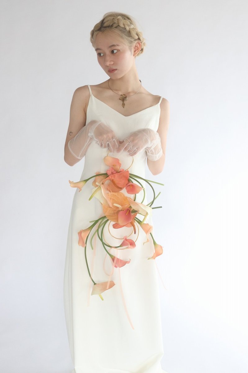 画像2: カラーとアンスリウムのリングブーケ (2)