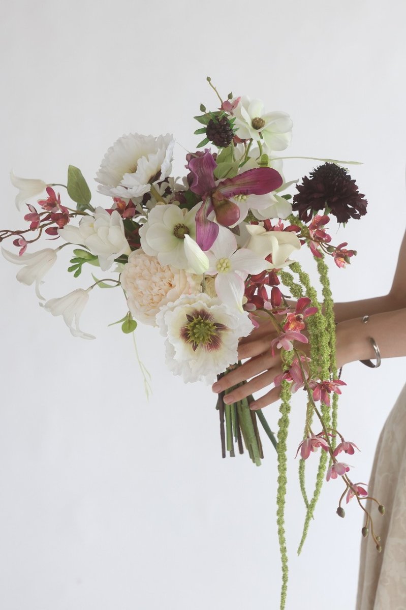 画像3: 流れるアマランサスの白ブーケ (3)