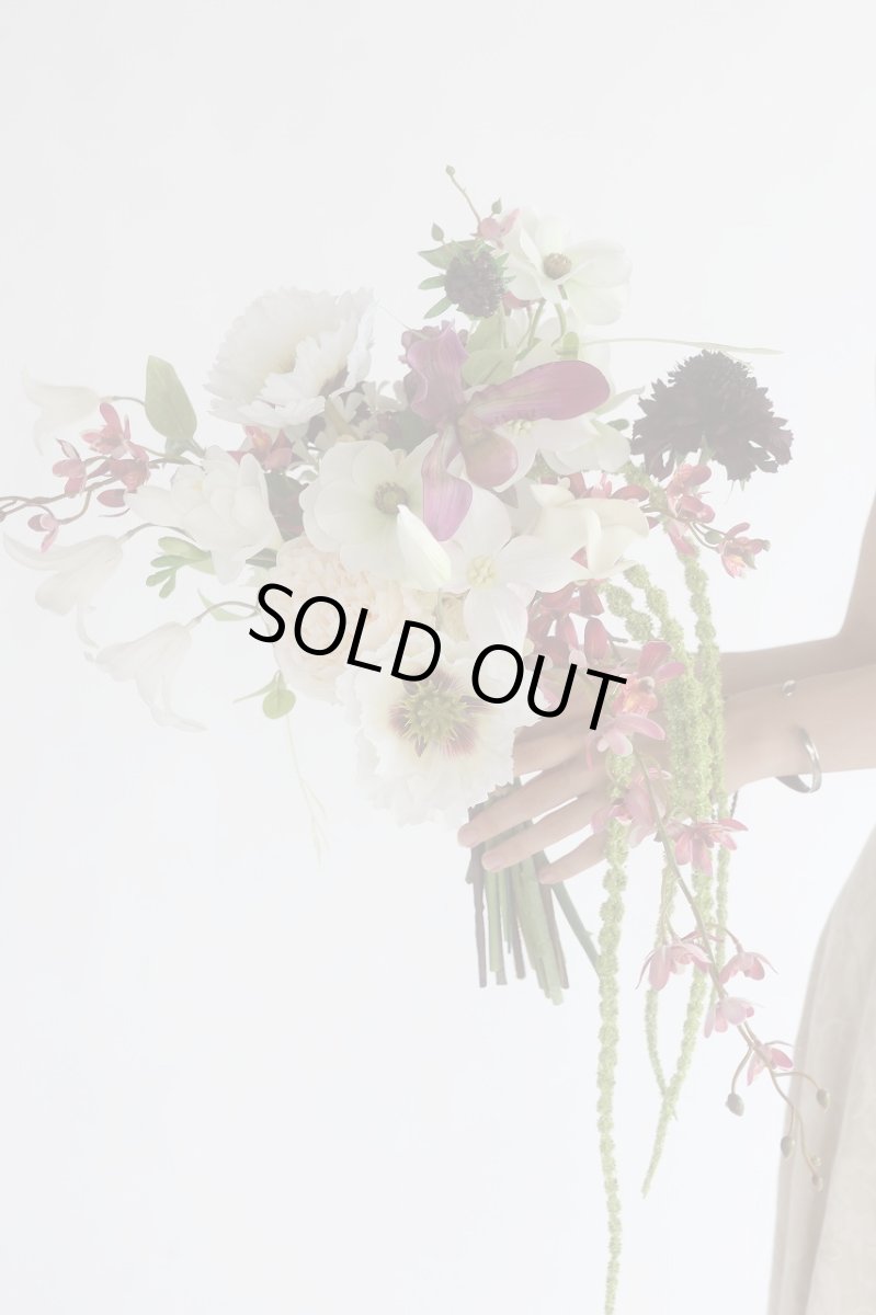 画像1: 流れるアマランサスの白ブーケ (1)