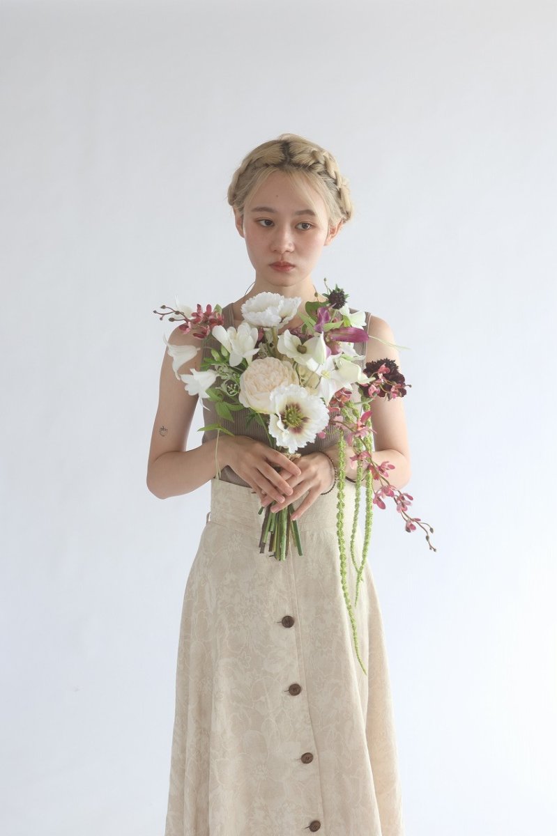 画像2: 流れるアマランサスの白ブーケ (2)