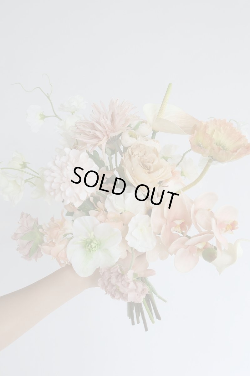 画像4: 薄ピンクの大人可愛いブーケ (4)