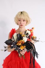 画像1: ブラック＆オレンジの個性派ブーケ (1)