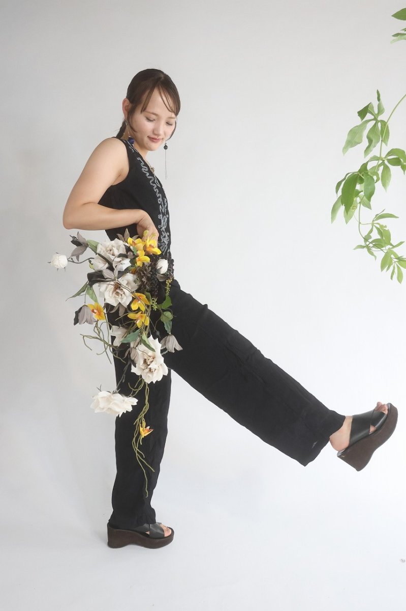 画像6: 黒いアンスリウムのシックリングブーケ (6)