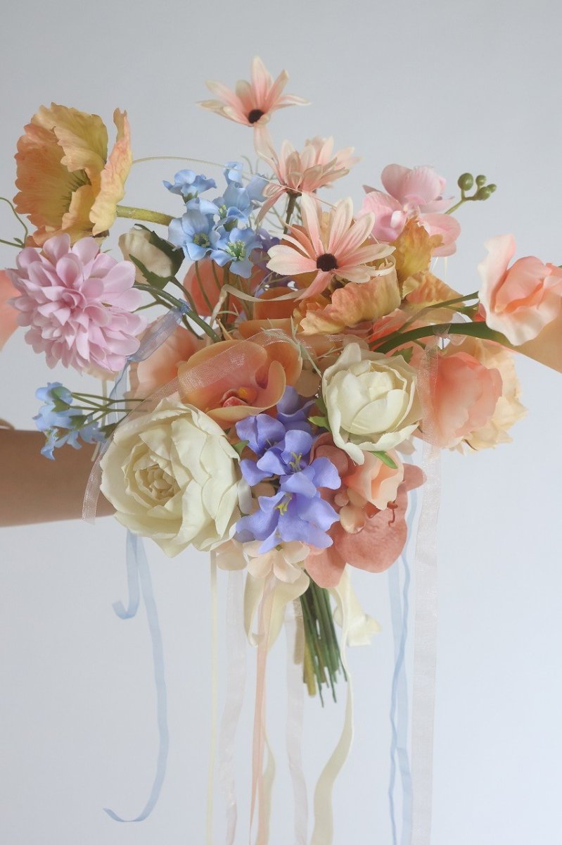 画像4: ニュアンスオレンジのリボンブーケ (4)