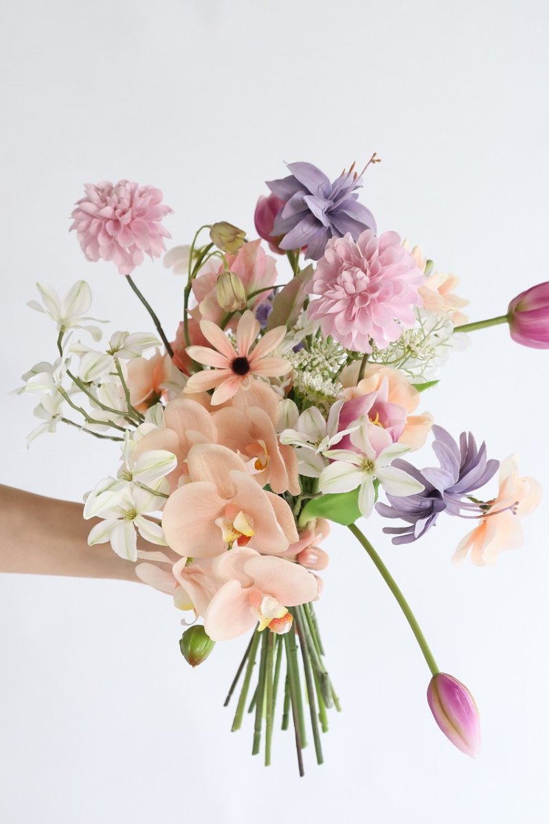 画像3: パープルピンクのチューリップの優しいブーケ (3)