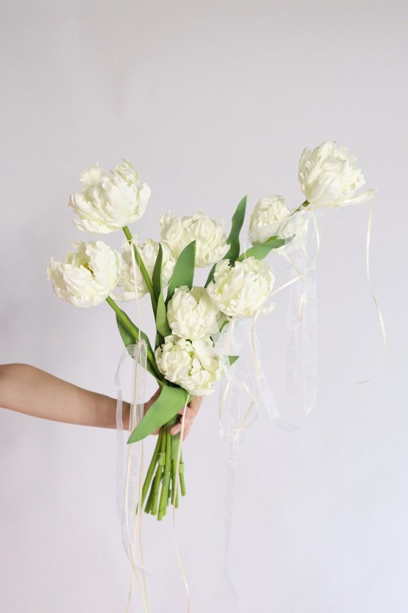 画像5: 八重咲きチューリップのクラッチリボンブーケ (5)