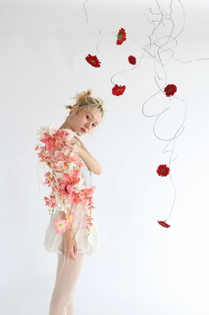 画像5: シンビジュームの揺れるcuteリングブーケ (5)