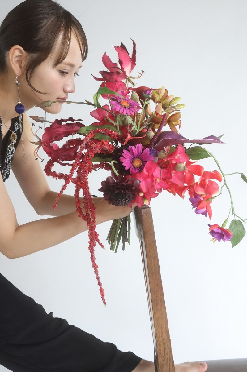 画像9: グロリオサとアンスリウムのゆらゆら個性的ブーケ (9)