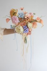 画像3: ニュアンスオレンジのリボンブーケ (3)