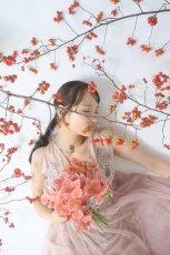 画像2: ニュアンスオレンジピンクの胡蝶蘭ブーケ (2)