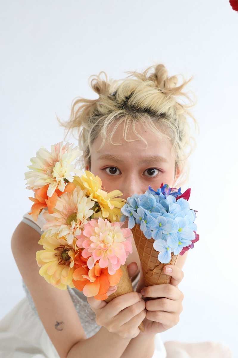 画像3: オレンジクリームバニラ・ワッフルコーンアイス (3)