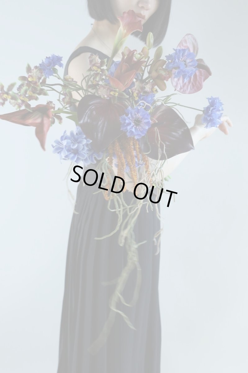 画像3: モード花嫁のためのカラーブーケ｜ワイン×コバルト×スモーキーピンク　a5 (3)