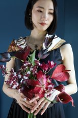 画像2: 黒チューリップのスタイリングブーケ｜ワイン×ブラック×レッドa6 (2)