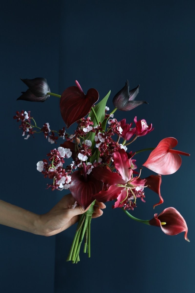 画像1: 黒チューリップのスタイリングブーケ｜ワイン×ブラック×レッドa6 (1)