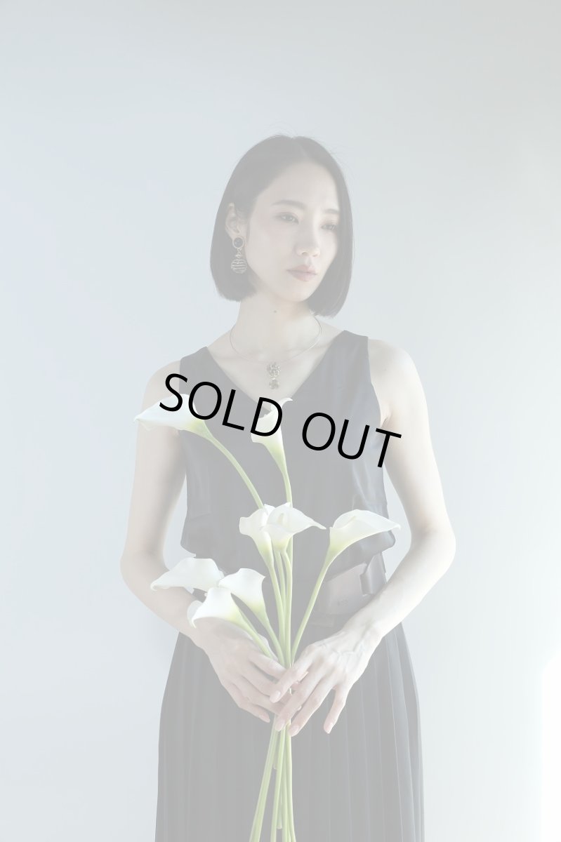 画像2: 白いカラーのシンプルブーケ｜アーティフィシャルフラワー（クラッチ）a4 (2)