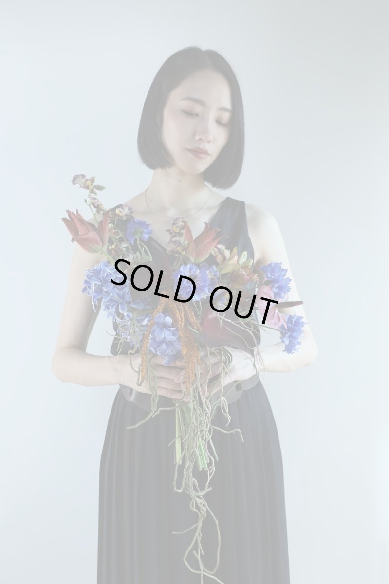 画像2: モード花嫁のためのカラーブーケ｜ワイン×コバルト×スモーキーピンク　a5 (2)