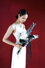 画像3: モノトーンのウェディングブーケa13 (3)