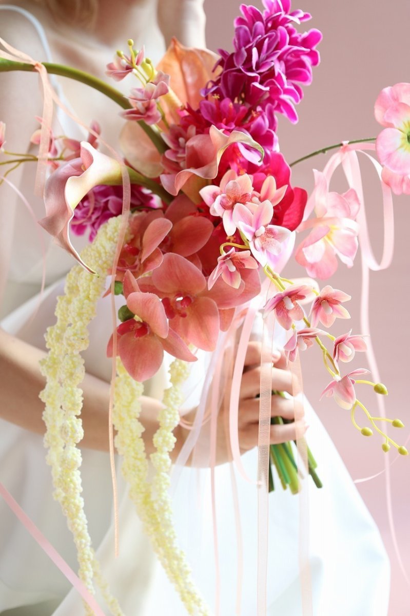 画像2: 前撮りに映える｜ビビット×ニュアンスピンクのカスケードブーケb3 (2)