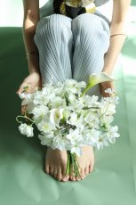 画像3: 洗練を束ねる｜大人のためのホワイトフラワーブーケb9 (3)