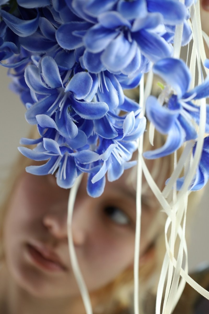 画像2: ブルーヒヤシンスのクラッチブーケ｜流れるリボンが揺れるアーティフィシャルフラワーb7 (2)