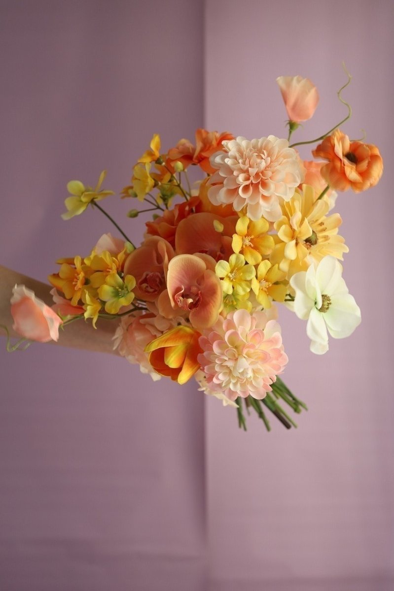 画像1: 陽だまりカラーのウェディングブーケ｜オレンジ×イエローb13 (1)