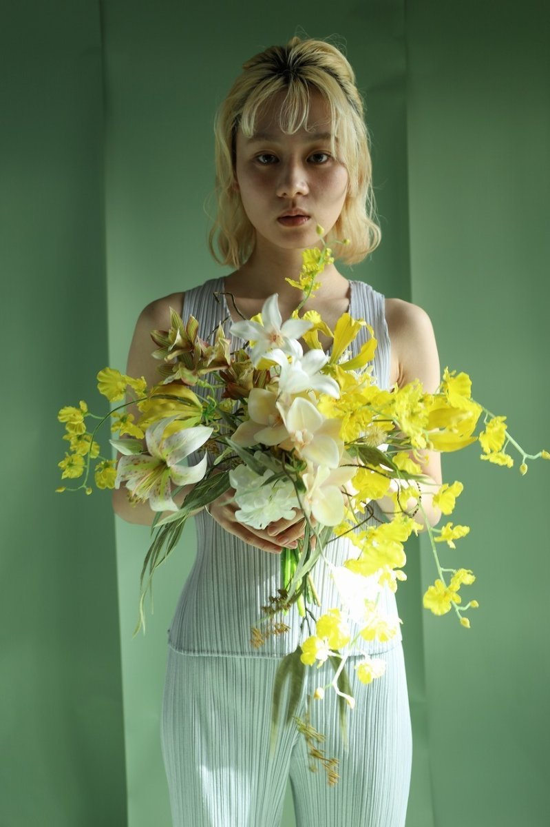 画像5: 舞い咲く黄｜オンシジュームと百合の和モダンブーケb11 (5)