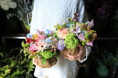 画像3: 毎年一番人気！5,000yenアレンジ  ※配送期間：5/6(水)〜5/10(日)になります 配送日の指定は出来ません。 (3)