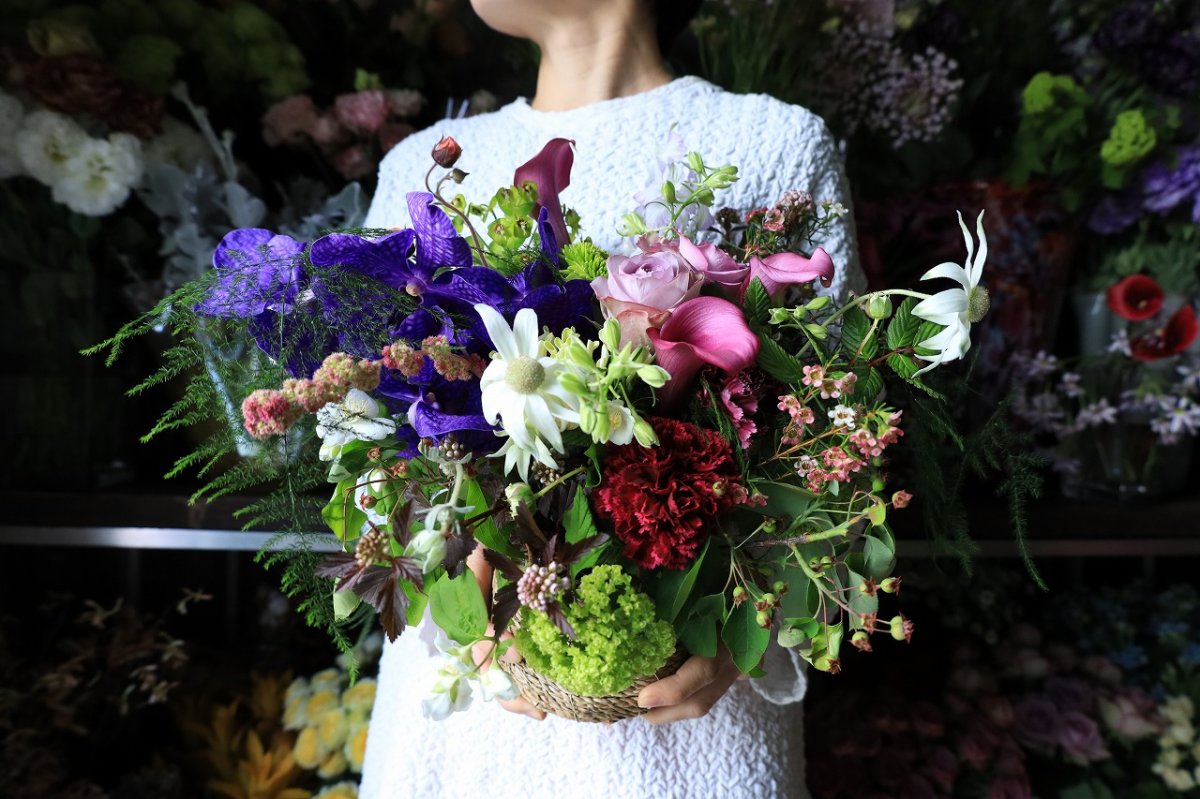 画像5: お花たっぷり！7,500yenアレンジ  ※配送期間：5/6(水)〜5/10(日)／日付指定不可 (5)